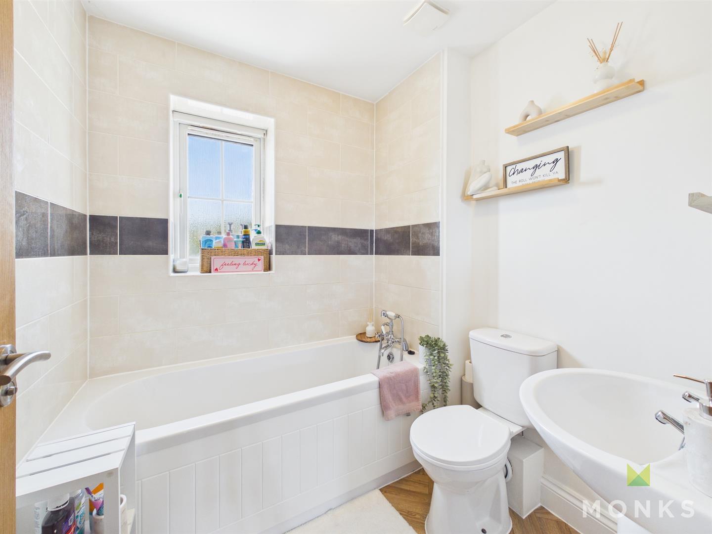 5 Lawford Gardens, Oswestry, SY11 3GX For Sale